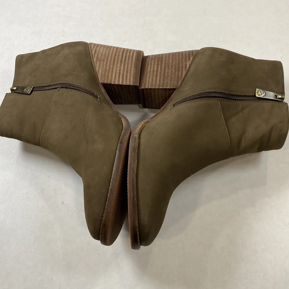 Blondo Nellie waterproof booties taupe‎ nubuck color